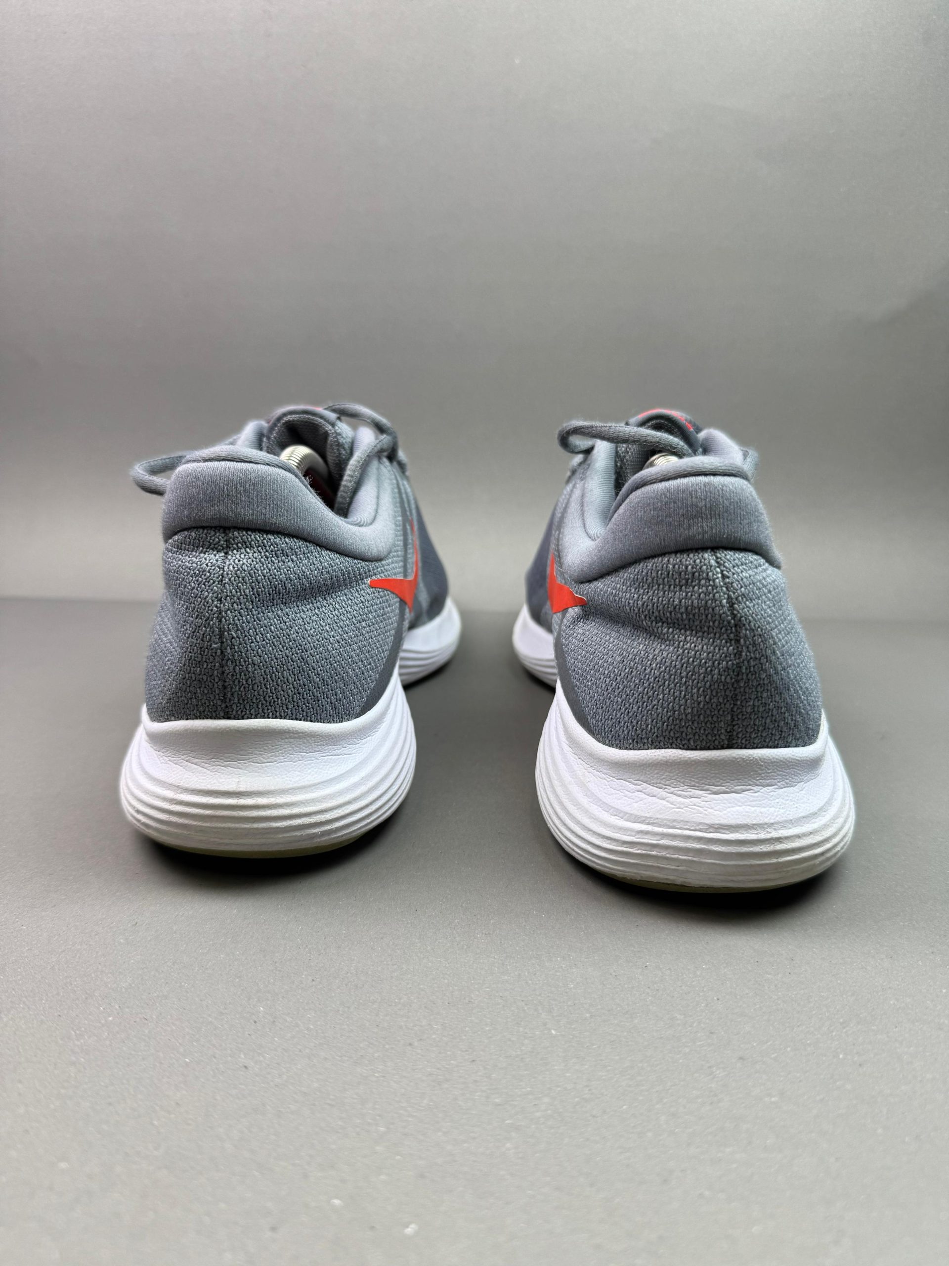 Nike Revolution 4 - Image 4