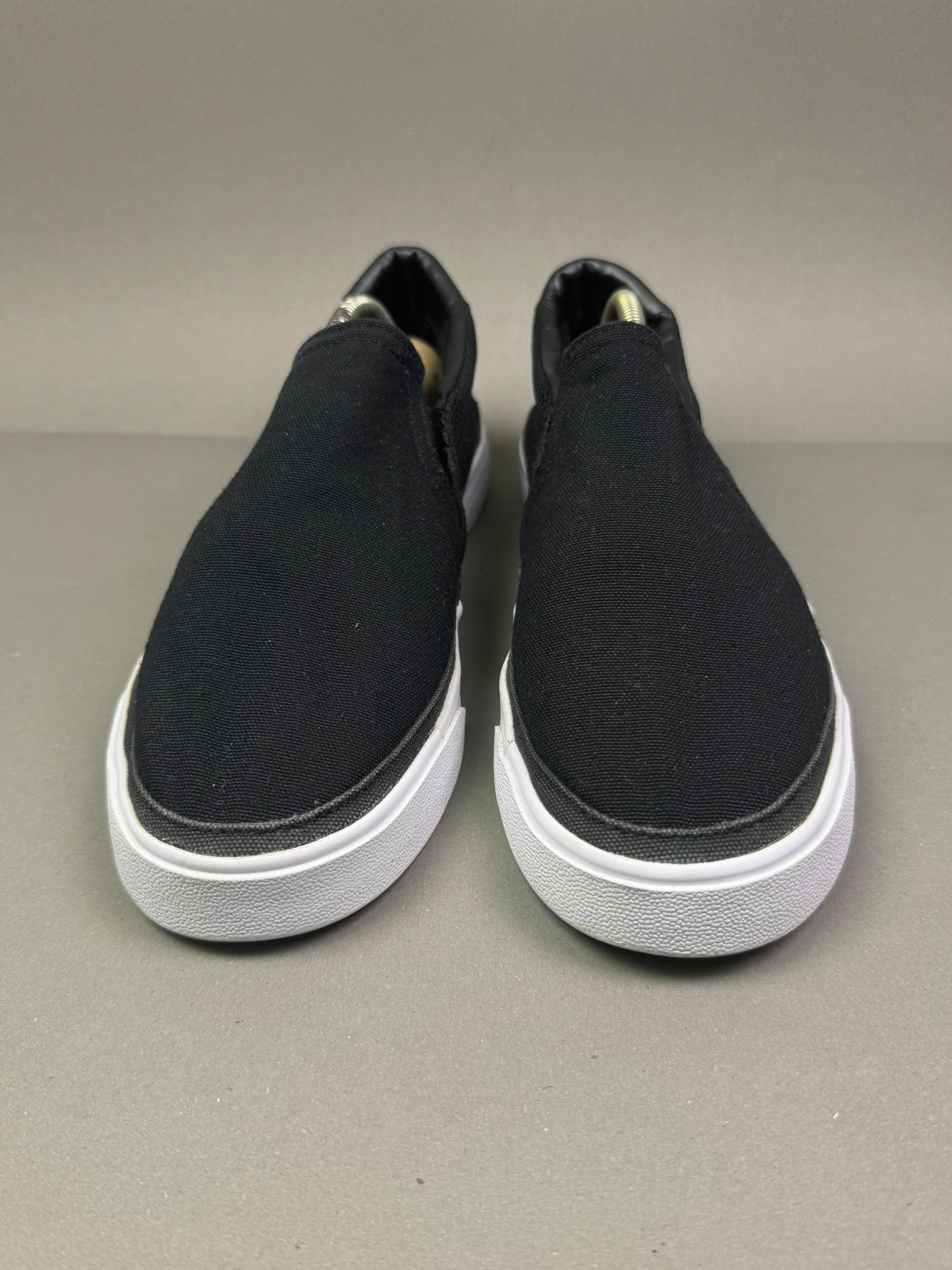 Nike Slip ON - Image 2