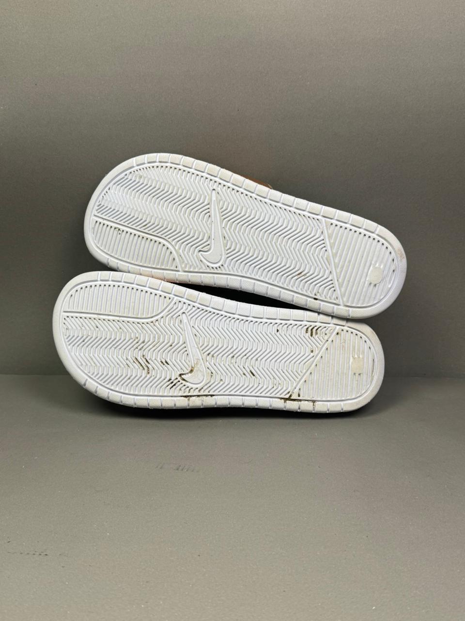 Nike Slides - Image 5